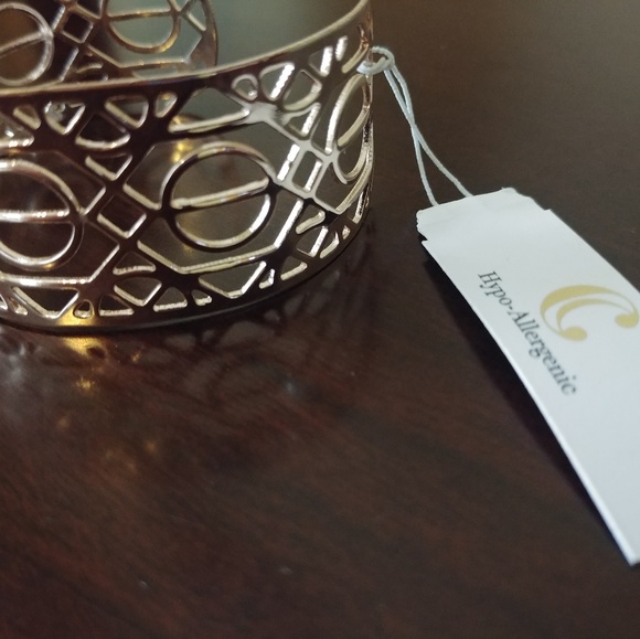 ✨Charming Charlie | Bracelet | Rose Gold - Picture 3 of 6